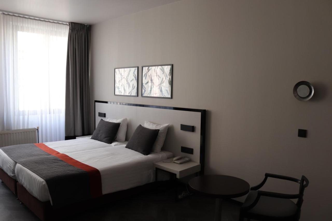 Hotel Floris Arlequin Grand-Place Брюссель Экстерьер фото